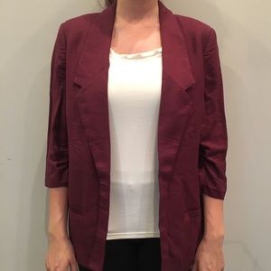 Maroon 3/4 sleeve blazer